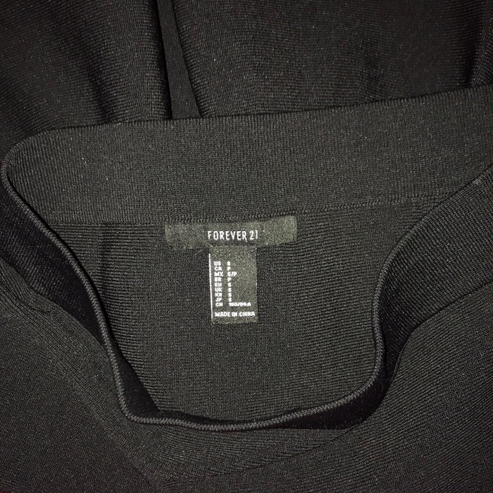 Forever 21 Black Skirt size Small - Picture 3 of 4